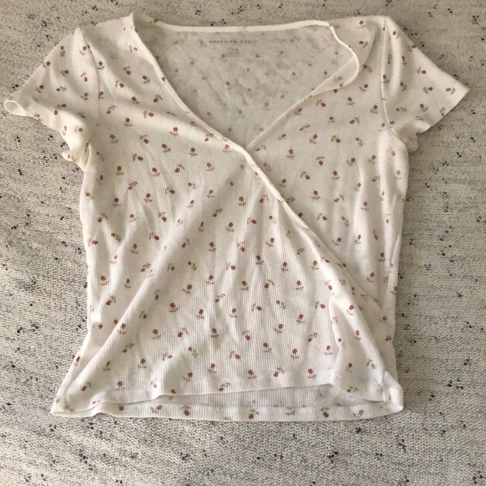 American Eagle top